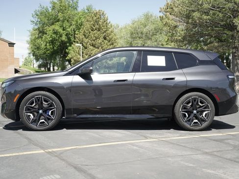 Certified 2024 BMW iX xDrive50 w/ Premium Package AWD/4WD image 2