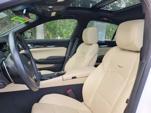 Used 2018 Cadillac CTS Luxury RWD image 12