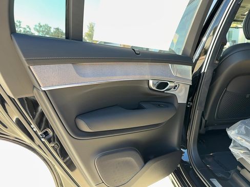 New 2026 Volvo XC90 B6 Ultra w/ Lounge Package AWD/4WD image 17