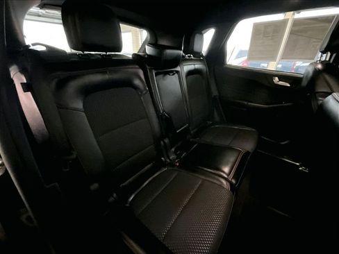 Used 2025 Ford Escape ST-Line image 16