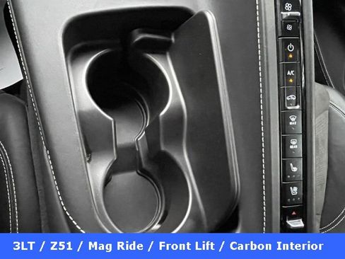 Used 2020 Chevrolet Corvette Stingray Premium Cpe w/ 3LT Preferred Equipment Group image 32