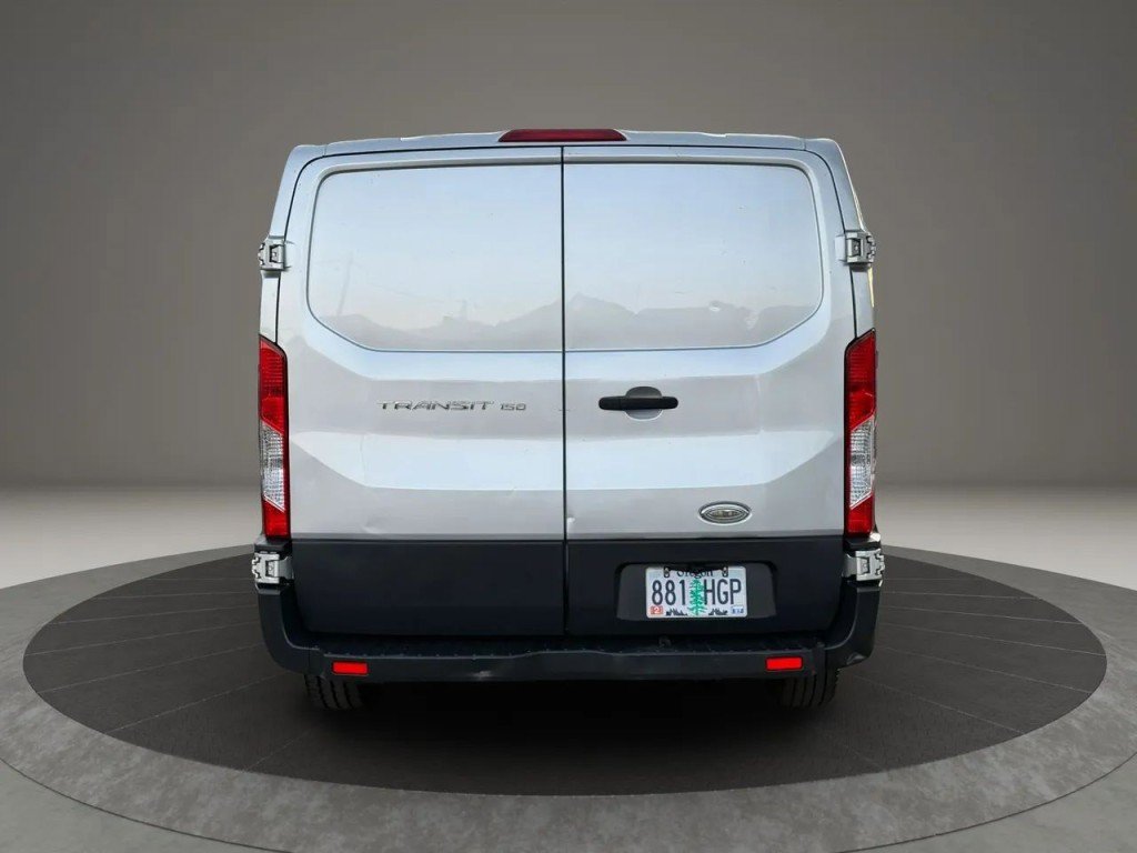 Used 2015 Ford Transit 150 130 Low Roof RWD image 5