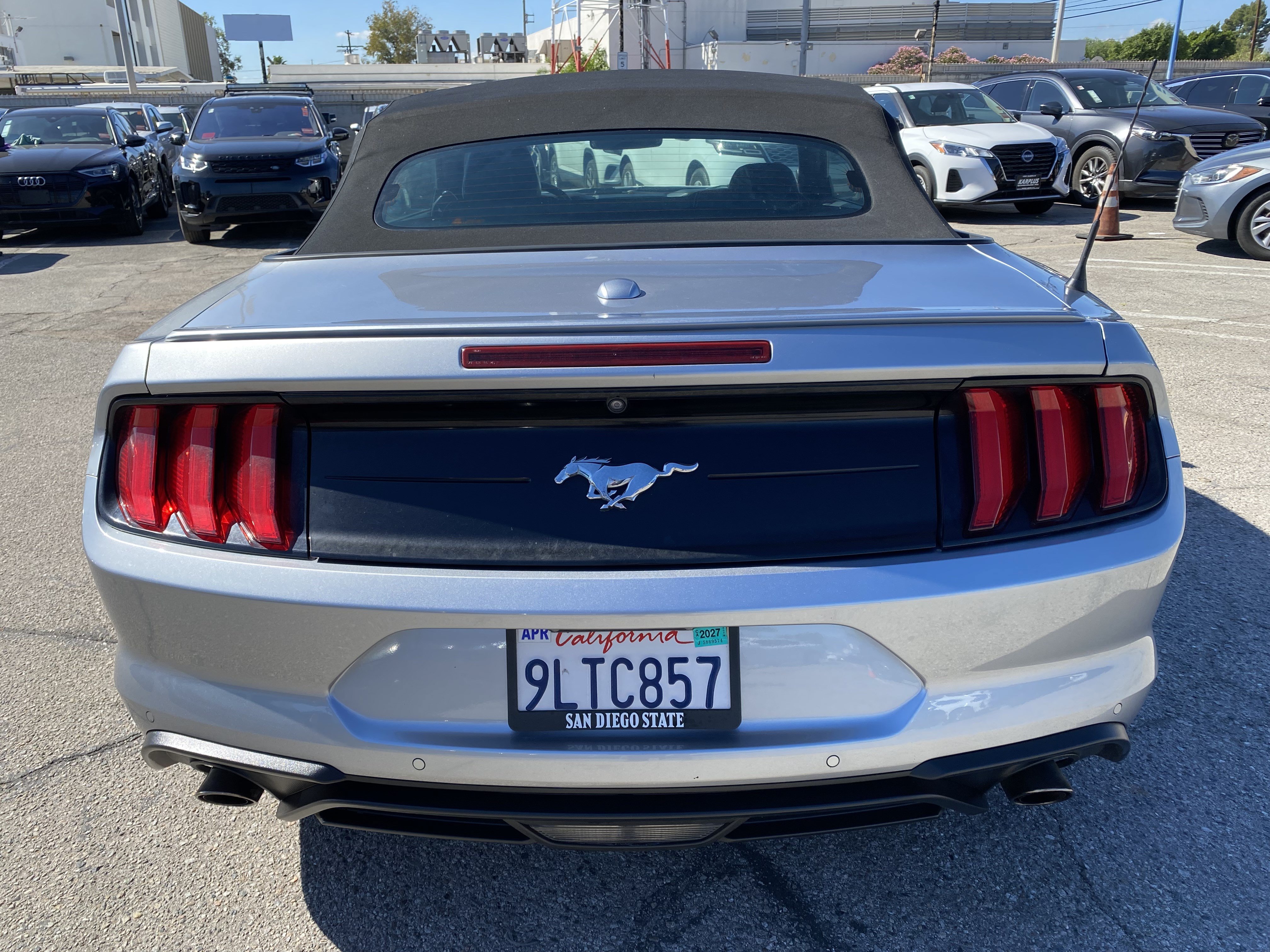 Used 2020 Ford Mustang Premium RWD image 9
