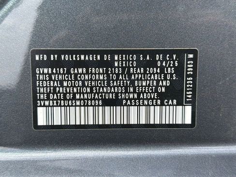 Used 2025 Volkswagen Jetta Sport FWD image 30