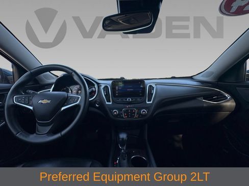 Used 2024 Chevrolet Malibu LT FWD image 3