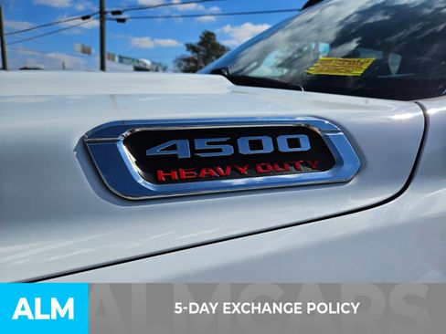 Used 2024 RAM 4500 SLT w/ Quick Order Package 2YG SLT AWD/4WD image 4