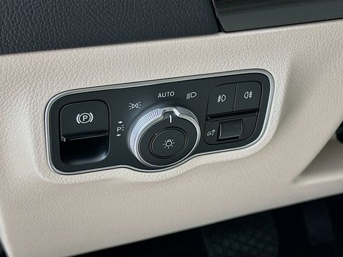 New 2026 Mercedes-Benz GLA 250 image 11