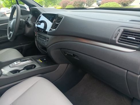 Used 2024 Honda Passport EX-L image 28