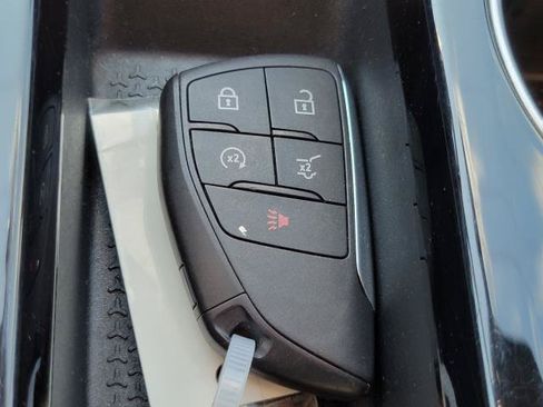 Used 2025 Chevrolet Equinox LT w/ Convenience Package II AWD/4WD image 23