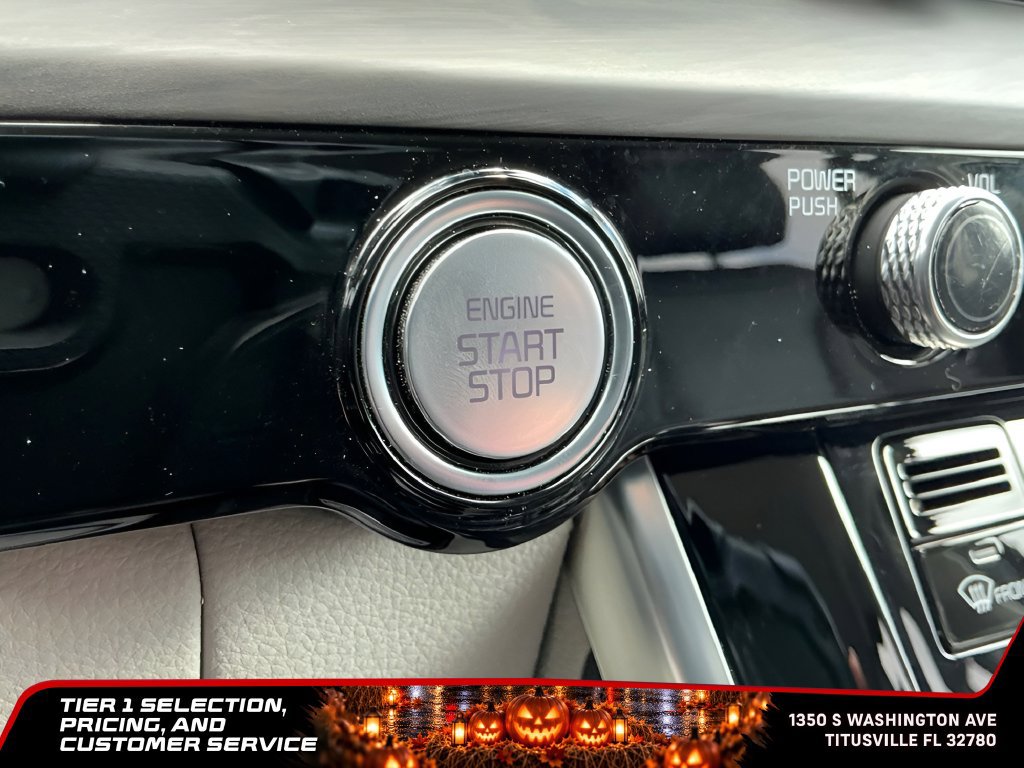 Used 2024 Kia Carnival EX FWD image 27