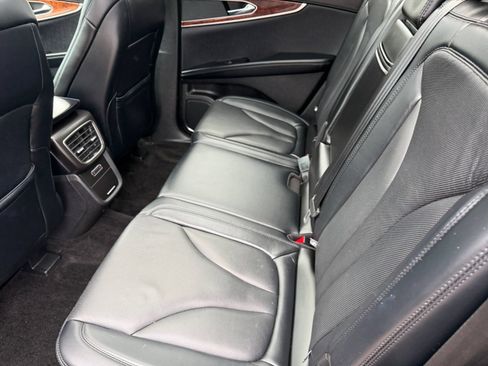 Used 2018 Lincoln MKX Reserve AWD/4WD image 14