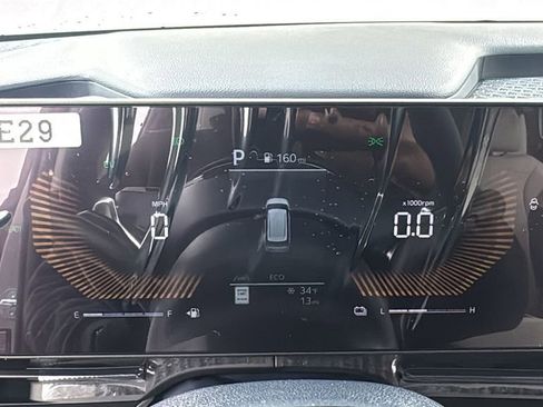 New 2026 Kia Carnival EX FWD image 22