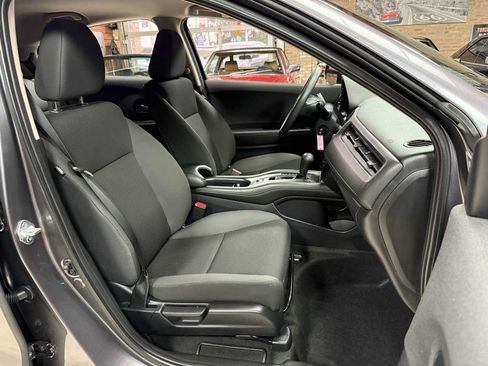 Used 2022 Honda HR-V LX image 24