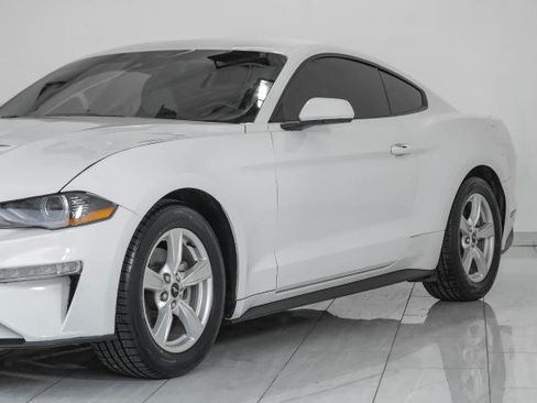 Used 2021 Ford Mustang Coupe image 50