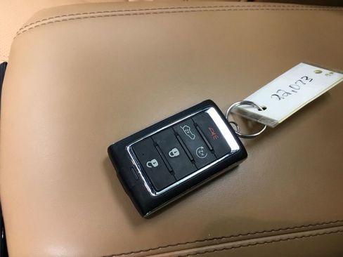 Used 2023 Jeep Grand Cherokee L Summit AWD/4WD image 20