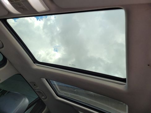 Used 2012 Mercedes-Benz GLK 350 4MATIC image 19