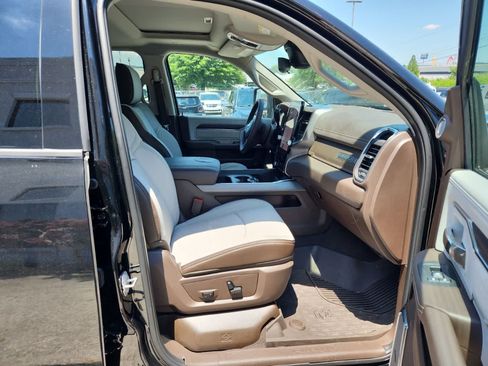 Used 2026 RAM 2500 Laramie AWD/4WD image 21