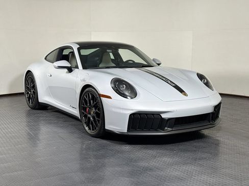 Certified 2026 Porsche 911 Carrera GTS RWD image 9