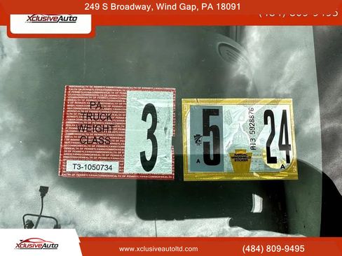 Used 2005 Ford E-350 and Econoline 350 Super Duty image 10