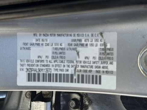 Used 2019 MAZDA MAZDA3 Sedan w/ Select Package FWD image 32