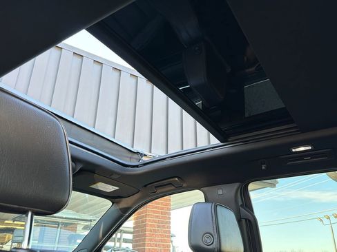 Used 2022 GMC Yukon Denali image 23