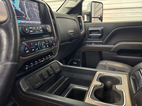 Used 2018 GMC Sierra 3500 Denali w/ Duramax Plus Package AWD/4WD image 20