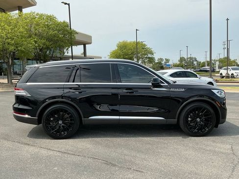 Used 2023 Lincoln Aviator Reserve w/ Equipment Group 201A RWD image 2