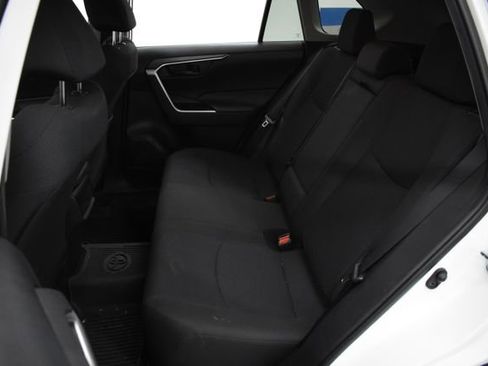 Used 2020 Toyota RAV4 LE image 20