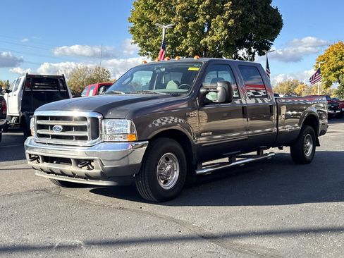 Used 2003 Ford F250 XLT image 3