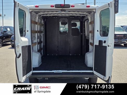 Used 2025 RAM ProMaster 2500 w/ U-Haul Equipment Group FWD image 7