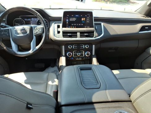 Used 2021 GMC Yukon SLT w/ SLT Premium Package AWD/4WD image 12