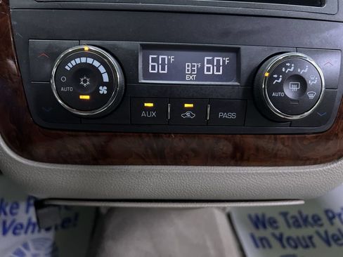 Used 2006 Cadillac DTS FWD image 22