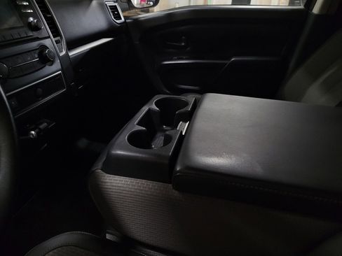 Used 2018 Nissan Titan S w/ S Utility Package image 26