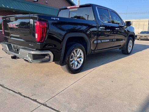 Used 2019 GMC Sierra 1500 SLT AWD/4WD image 9
