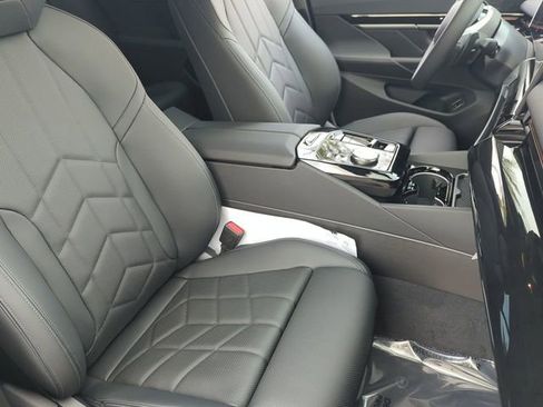 New 2026 BMW 530i w/ Premium Package image 11