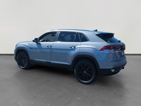 New 2026 Volkswagen Atlas Cross Sport SE AWD/4WD image 3