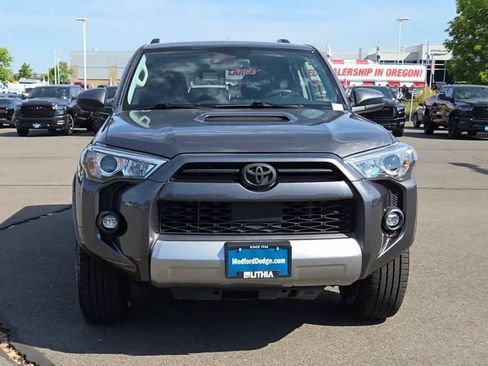 Used 2021 Toyota 4Runner TRD Off-Road AWD/4WD image 3