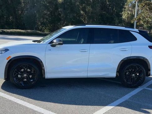 New 2026 Volkswagen Tiguan SE R-Line image 5