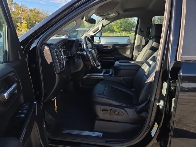 Used 2019 Chevrolet Silverado 1500 RST w/ All-Star Edition AWD/4WD image 5