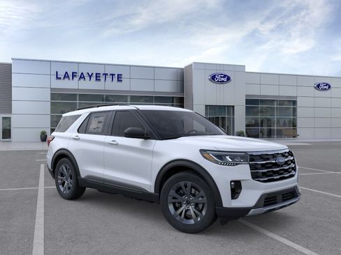New 2026 Ford Explorer Active w/ Active Comfort Package AWD/4WD image 47