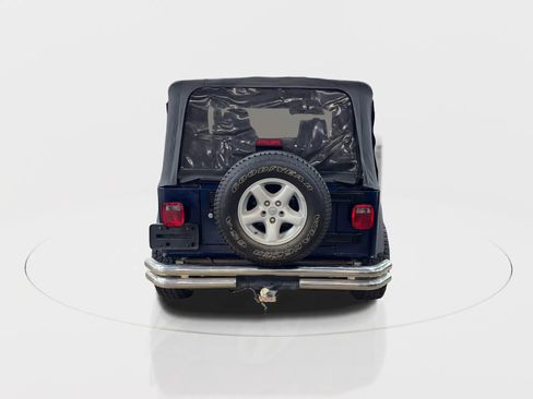 Used 2005 Jeep Wrangler X w/ Tire & Wheel Group (Ecco) image 12