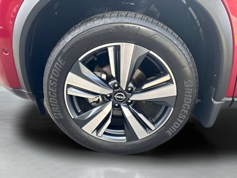 Used 2023 Nissan Rogue Platinum w/ Platinum Premium Package AWD/4WD image 10