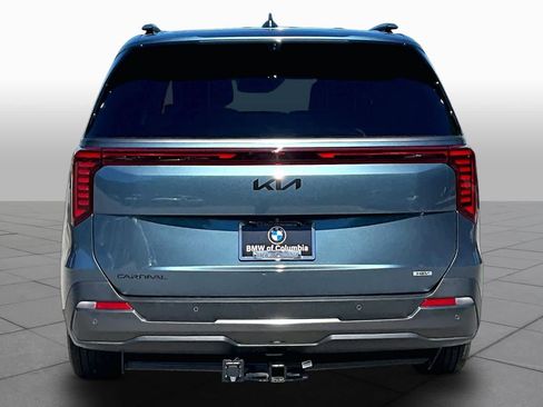 Used 2025 Kia Carnival SX Prestige FWD image 4