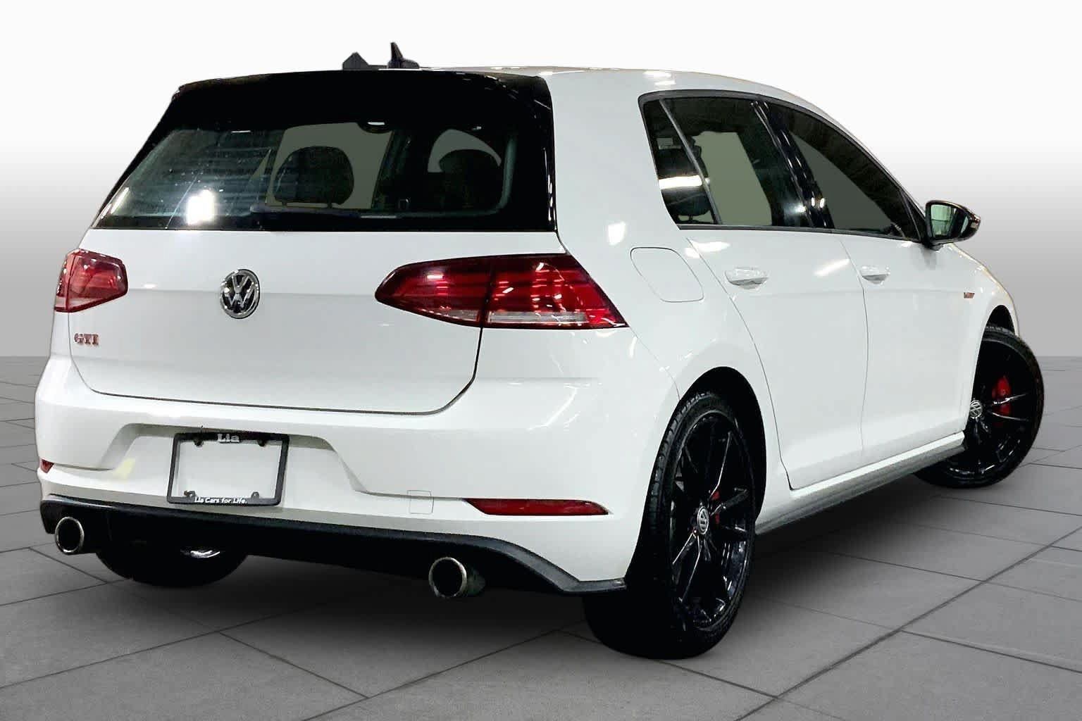 Used 2021 Volkswagen GTI SE FWD image 13