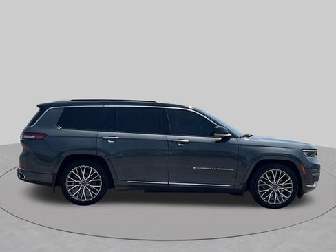 Used 2022 Jeep Grand Cherokee L Summit AWD/4WD image 3
