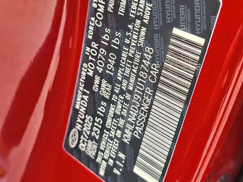 New 2026 Hyundai Elantra Limited image 28