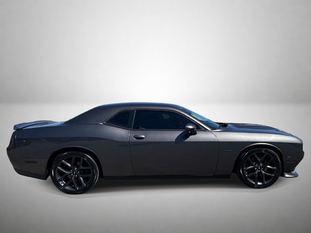Used 2019 Dodge Challenger R/T w/ Blacktop Package RWD image 2