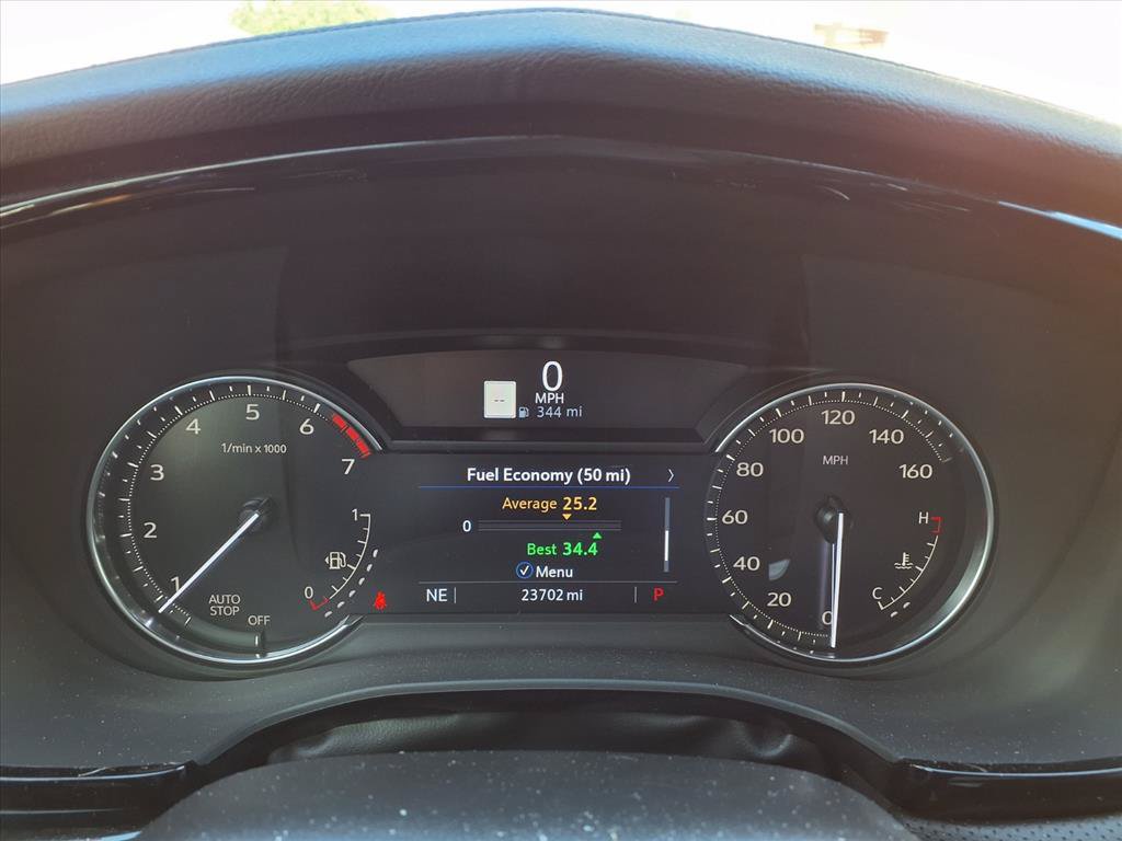 Used 2025 Cadillac XT5 Premium Luxury FWD image 18