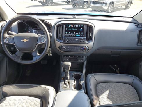 Used 2018 Chevrolet Colorado Z71 image 10