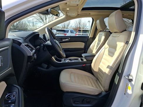 Used 2024 Ford Edge SEL w/ Convenience Package image 15